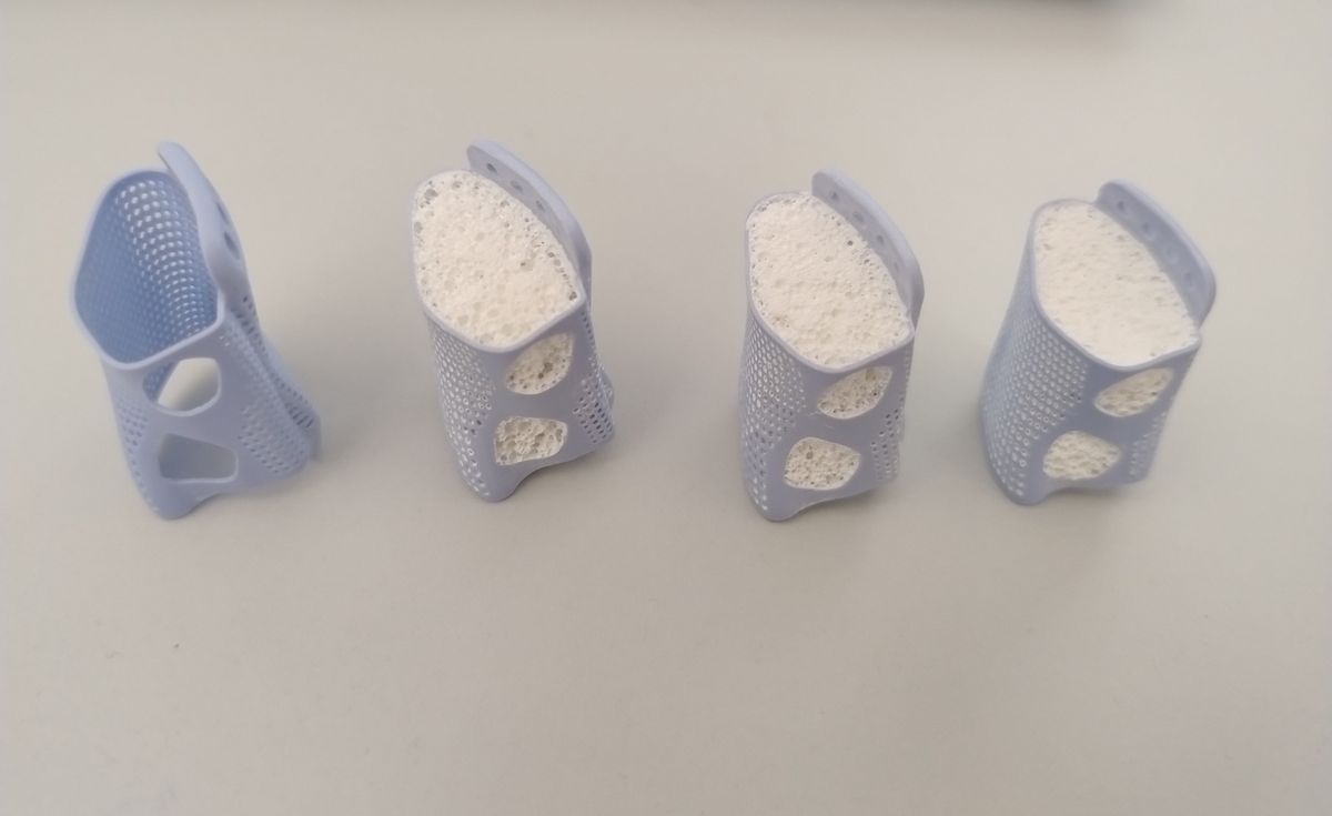 Práce výzkumné skupiny Edgara Montufara Pokročilé materiály a povklaky pro průmysl, vedené Ladislavem Čelkem EDGAR CEITEC materialy