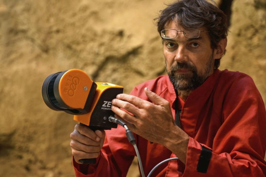 Marek Audy s mobilním lidarovým skenerem geoslam